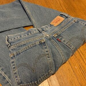 Vintage Levi’s 550 Slim Fit Jeans W26 L23